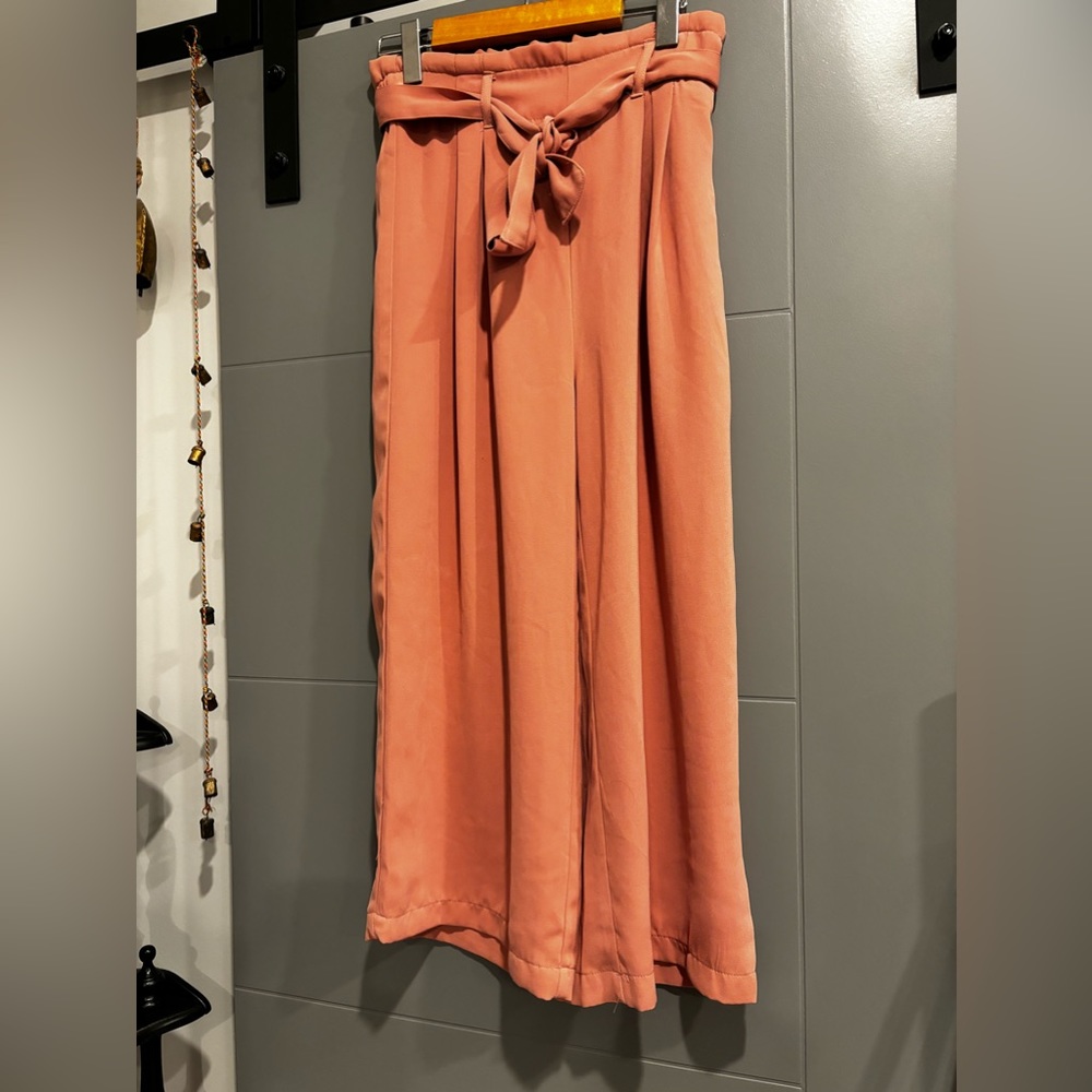 Wide leg crop pant High Rise